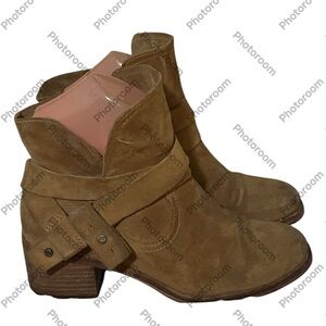 Ugg Elora Tan Suede Boots Sz 7